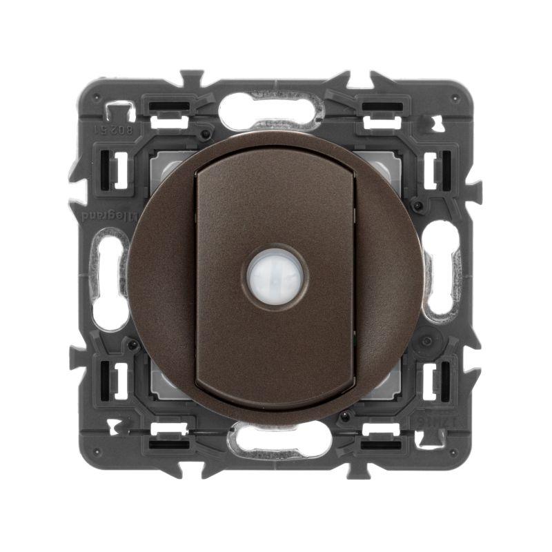 Выключатель 1-кл. СП ECO Celiane 6А IP22 230В со встроен. датчиком движения механизм Leg 067012