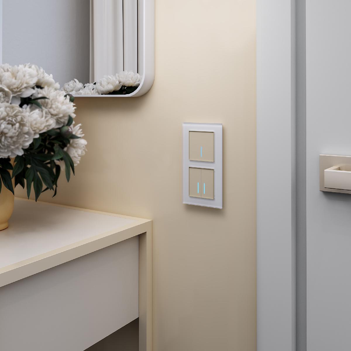 Рамка из стекла на 2 поста Favorit белый W0021101