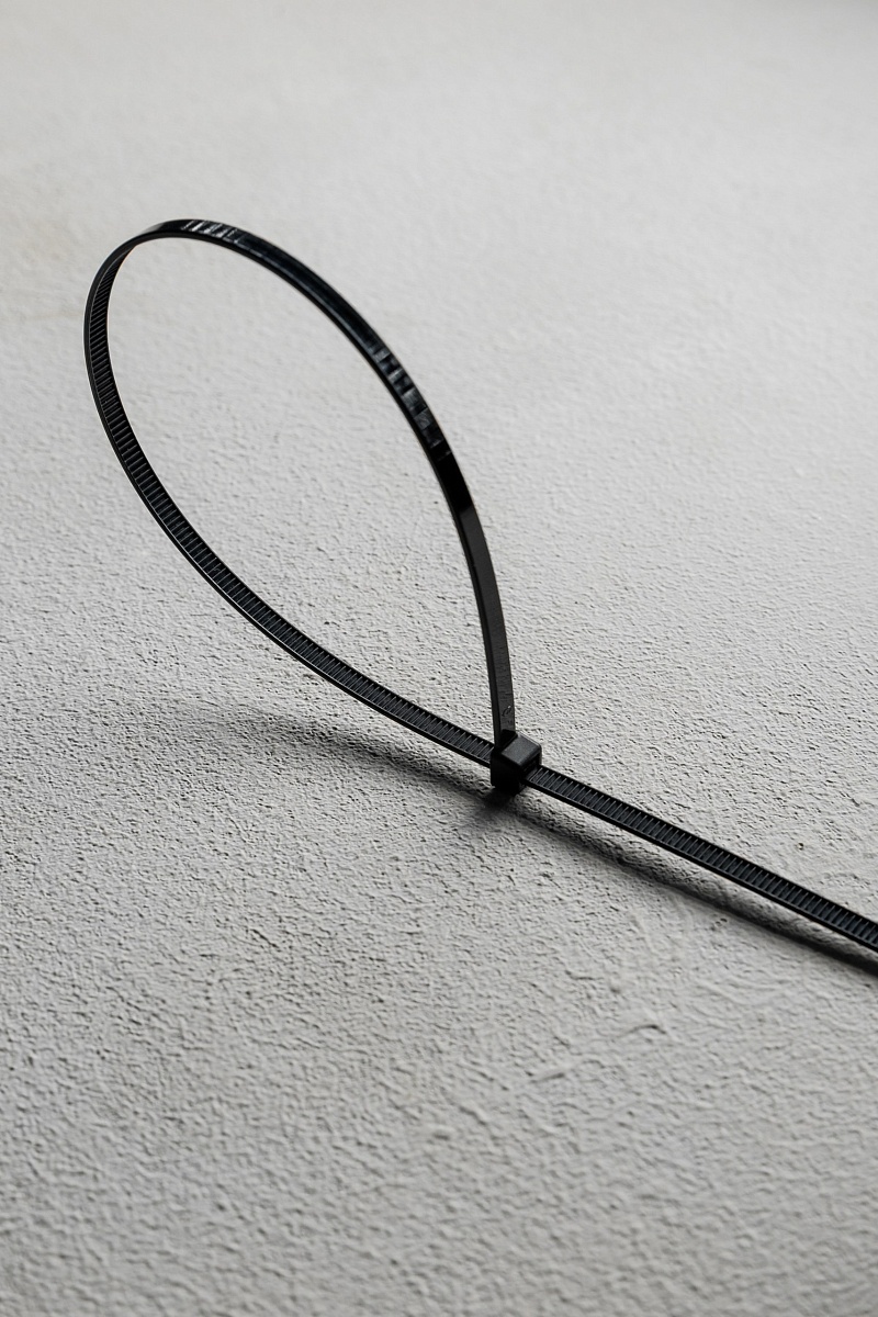 Хомут-стяжка кабельная 2,5х150 нейлон черн (уп.100шт) DYNEL